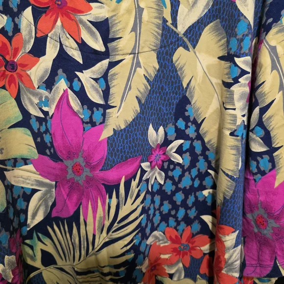 Liz & Me Women's Multicolor Floral Top - Picture 7 of 7